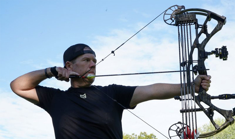 hoyt RX 8 Bows