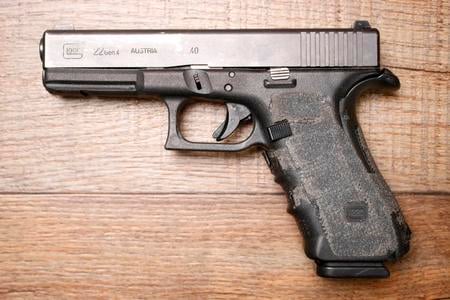 22 GEN4 40SW POLICE TRADES WITH STIPPLING (FAIR CONDITION)