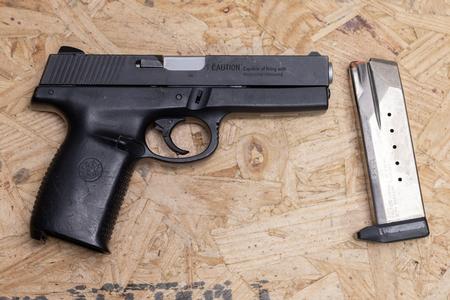 SMITH AND WESSON SW40F 40SW TRADE