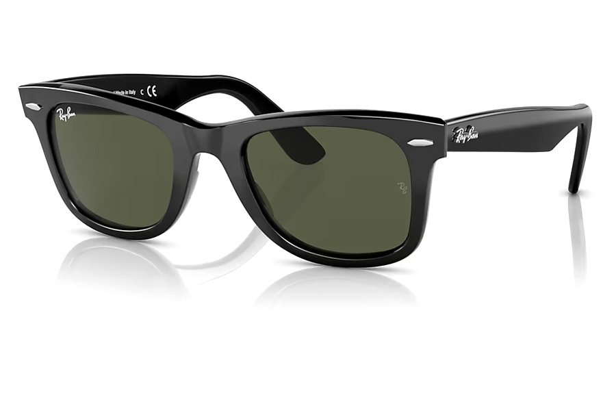 RAY BAN WAYFARER BLACK W/GREEN LENSES