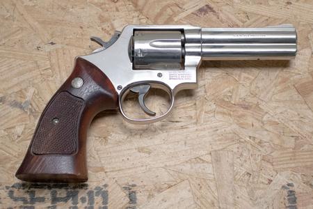 SMITH AND WESSON 581 USED