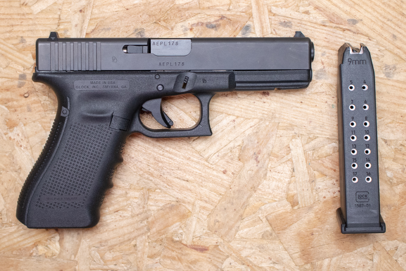 Glock Model 17 Gen4 9mm Police Trade-In Pistol with Accessory Rail