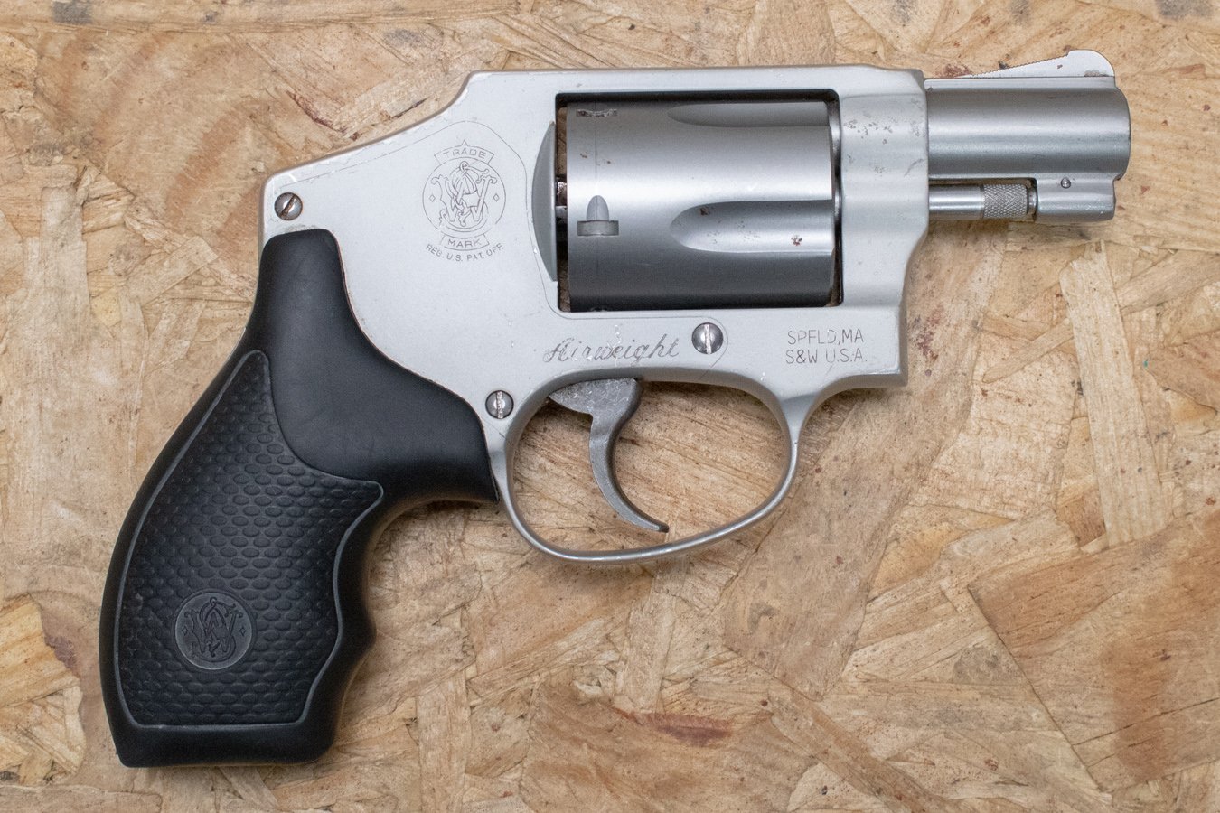 Smith & Wesson 642-2 Airweight 38 Special+P Police Trade-In Revolver with Enclosed Hammer