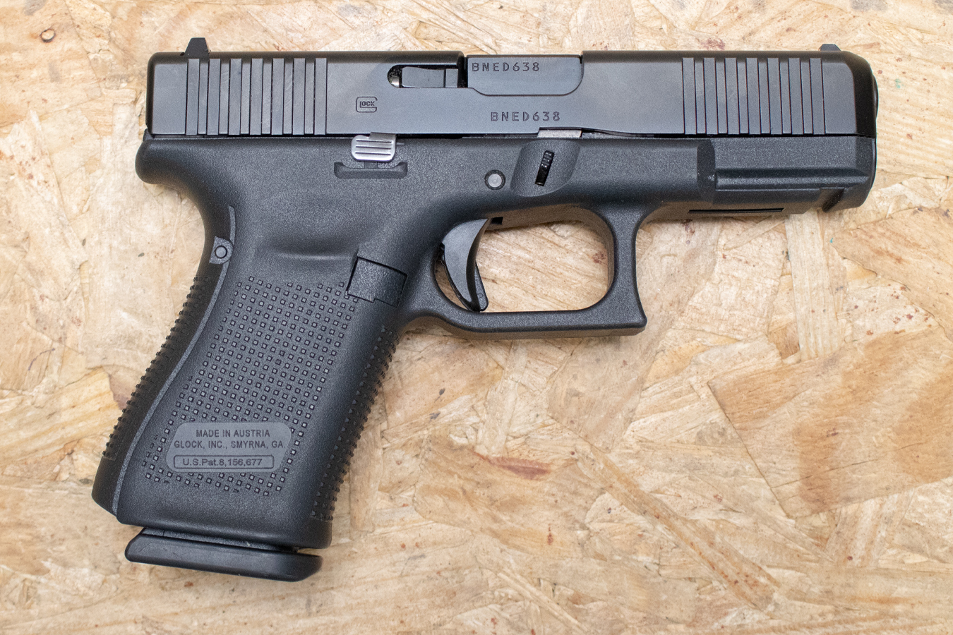 Glock 19 Gen5 9mm Police Trade-In Pistol with Accessory Rail