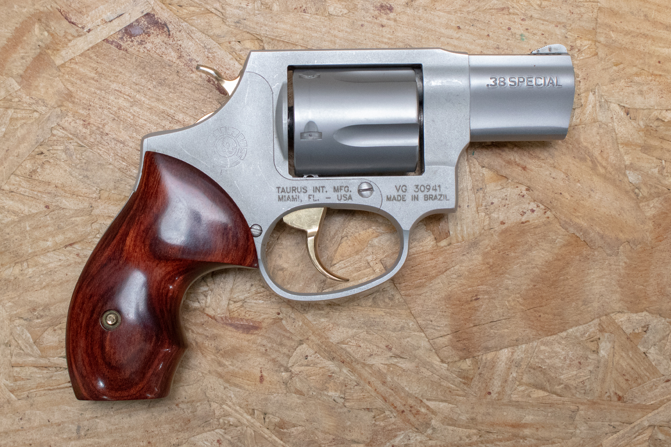 Taurus Model 85 Ultra-Lite 38 Special Police Trade-In Revolver with Wood Grips