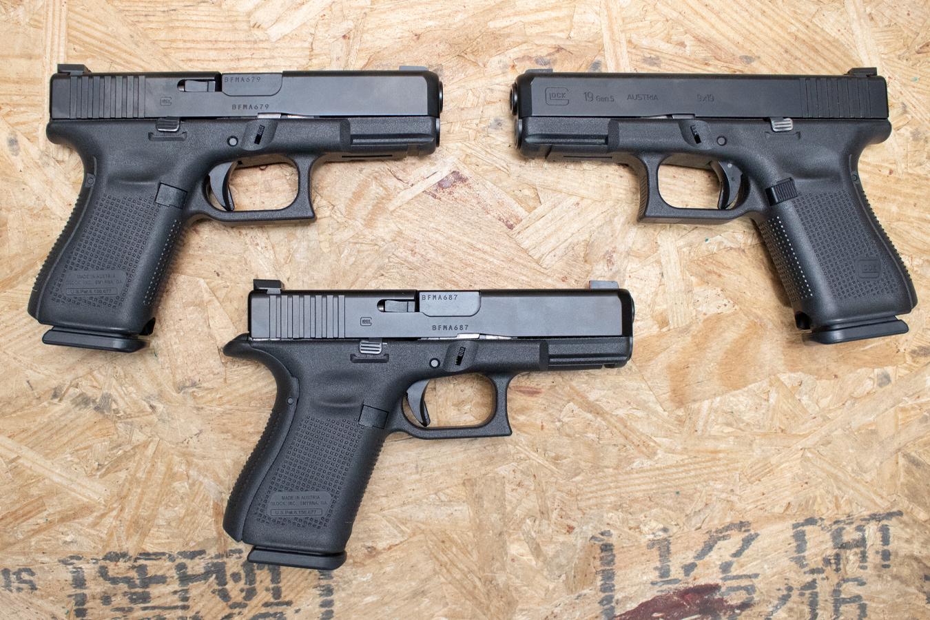 Glock 19Gen5 9mm Police Trade-In Pistols with Night Sights (Very Good Condition)