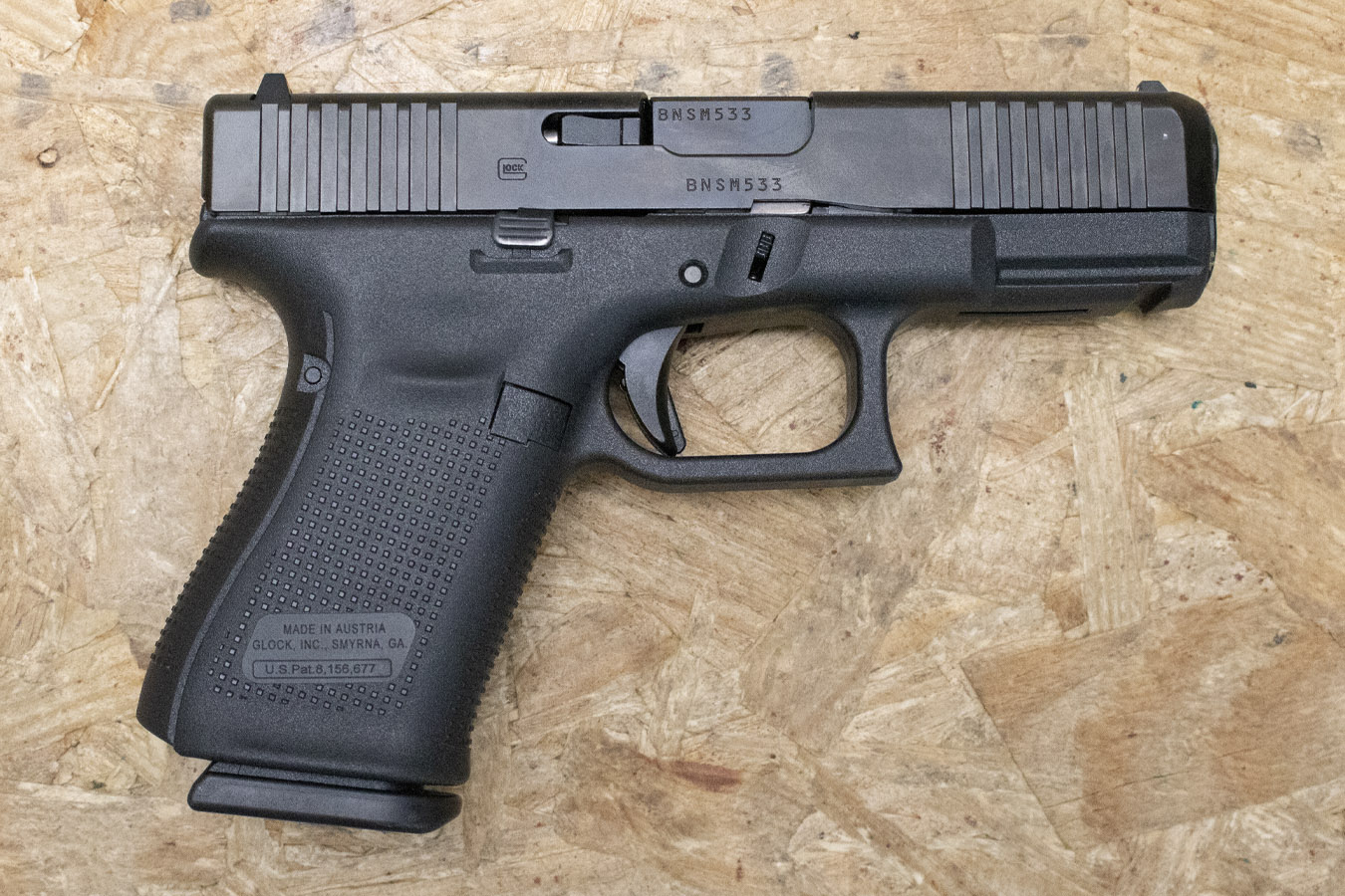 Glock 19 Gen5 9mm Police Trade-In Pistol with Accessory Rail