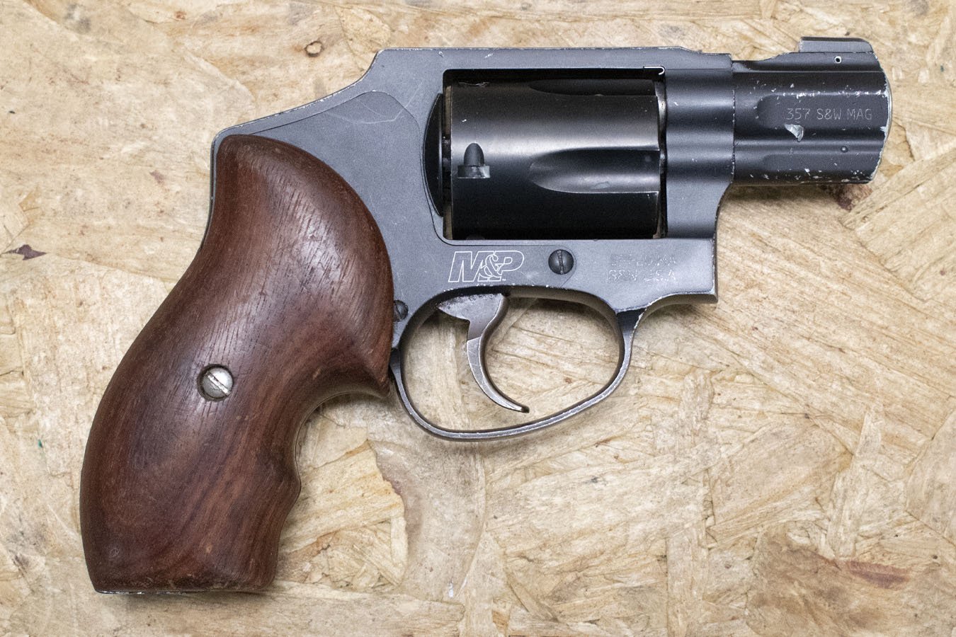 Smith & Wesson M&P340 357 Magnum Police Trade-In Hammerless Revolver with Wood Grips