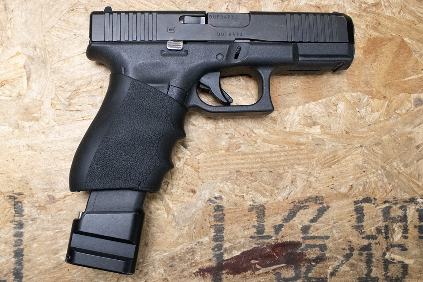 Glock 19 Gen5 9mm Police Trade-In Pistol with Extended Magazine