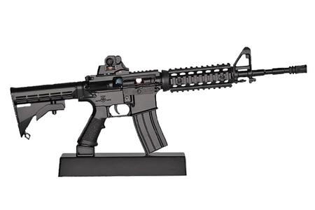 1/3 SCALE DIE CAST METAL AR15 MODEL