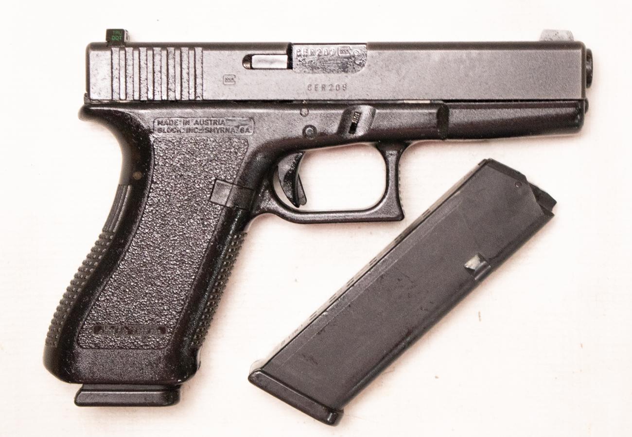 Glock 22 Gen2 40 S&W Police Trade-in Semi-Auto Pistol with Extra Magazine