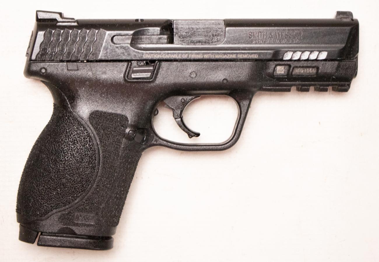 Smith & Wesson M&P40 M2.0 40 S&W Police Trade-In Semi-Auto Pistol with Front Accessory Rail