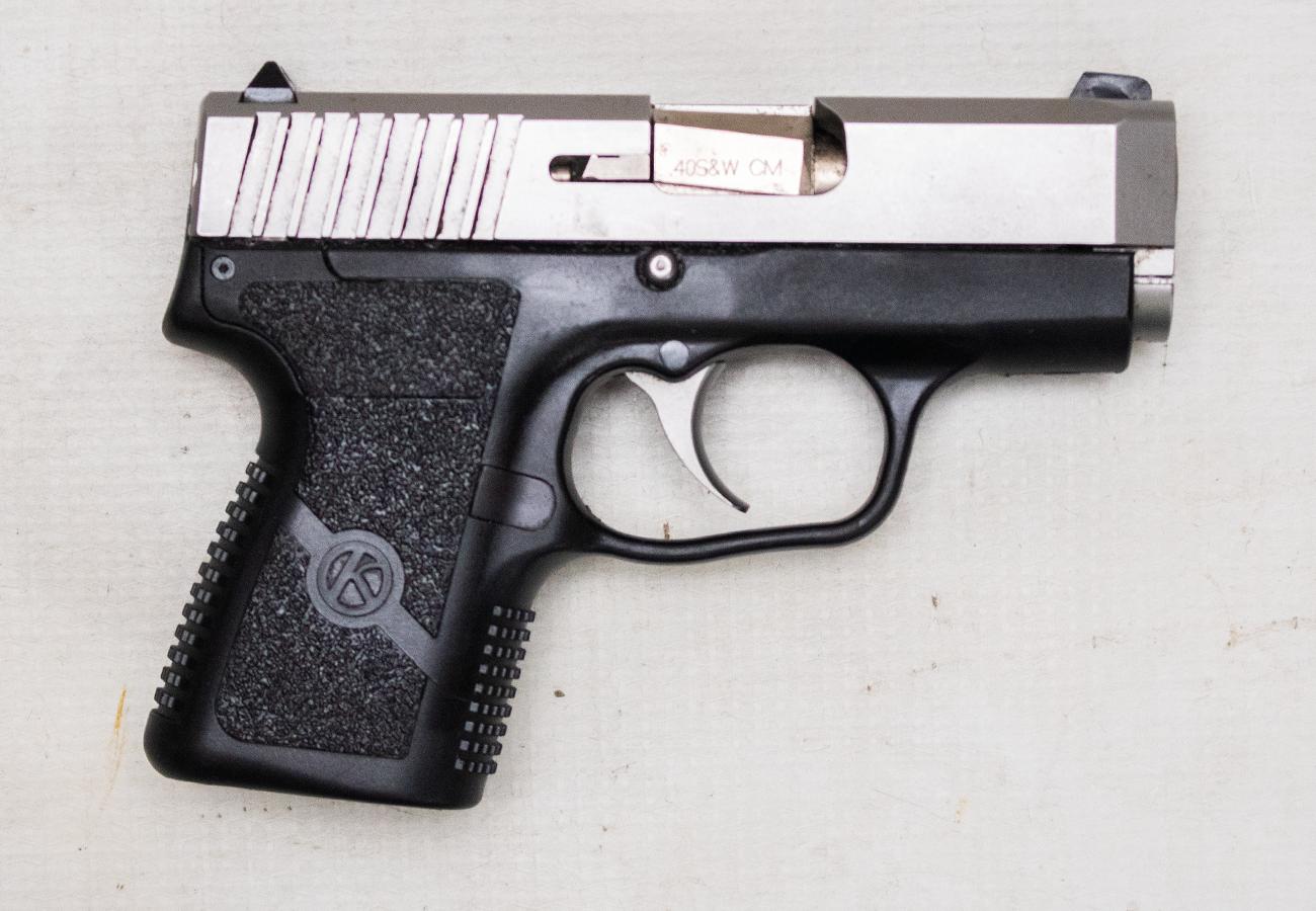 Kahr Arms CM40 40 S&W Police Trade-In Semi-Auto Pistol (Magazine Not Included)