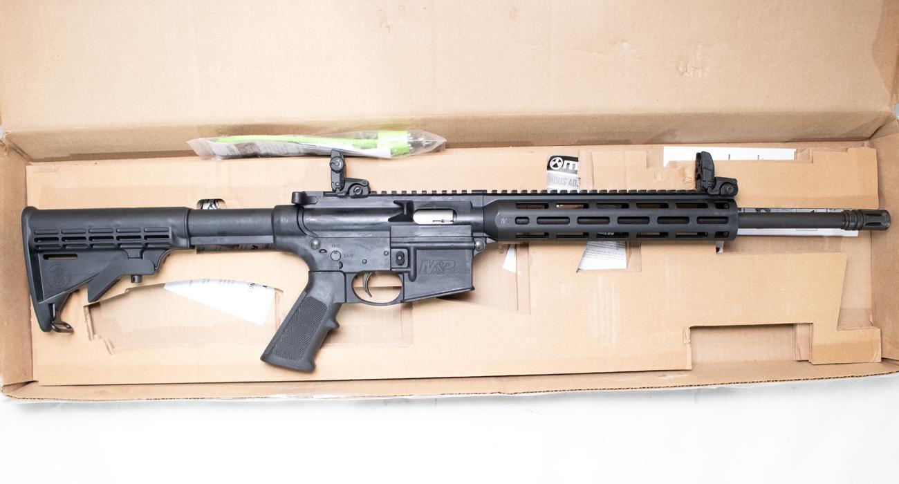 Smith & Wesson M&P15-22 22LR Police Trade-In Semi-Auto Rifle with OEM Box (Magazine Not Included)