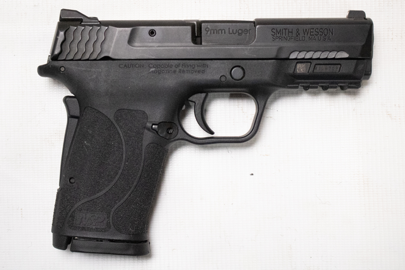 Smith & Wesson M&P9 Shield EZ M2.0 9mm Police Trade-in Pistol