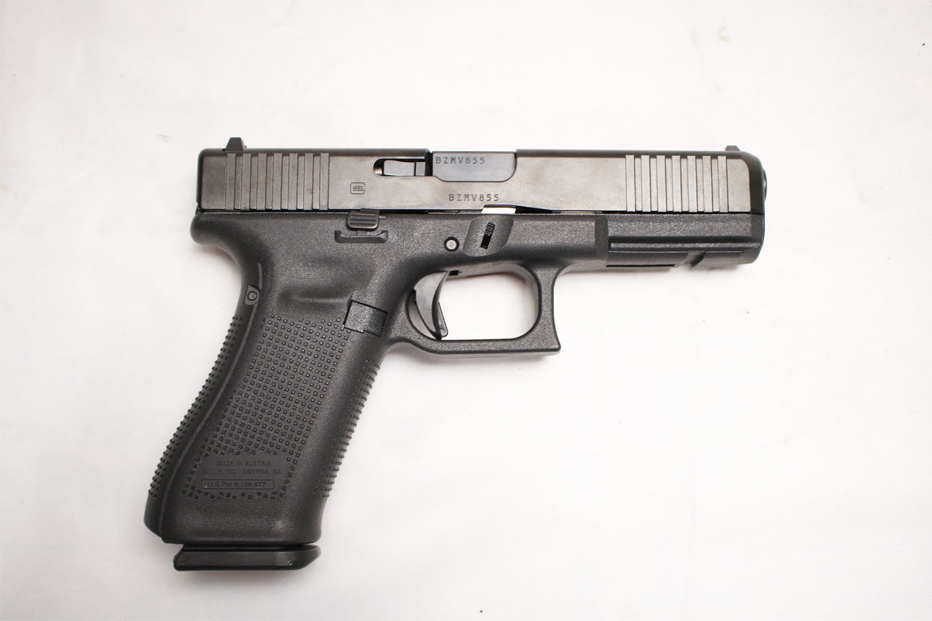 Glock 17 Gen 5 9mm Police Trade-in Pistol with Front Serrations