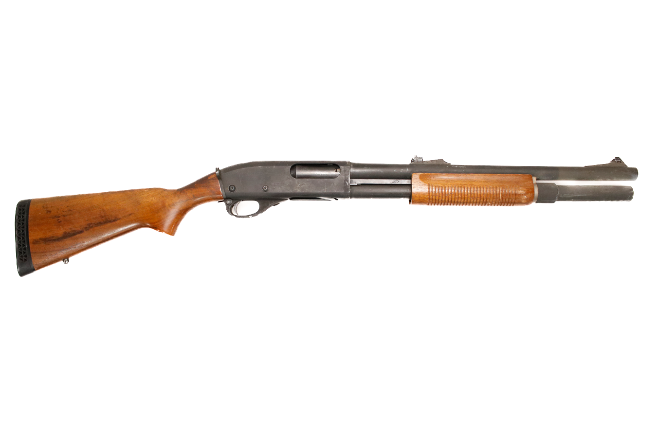 Remington 870 Police Magnum 12 Gauge Police Trade-in Shotgun with 18 Inch Barrel and Wood Stock