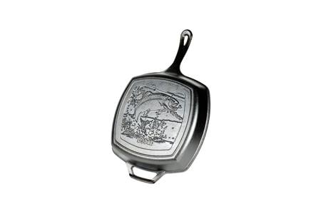 WILDLIFE SERIES™ 10.5 INCH SQUARE CAST IRON FISH GRILL PAN  