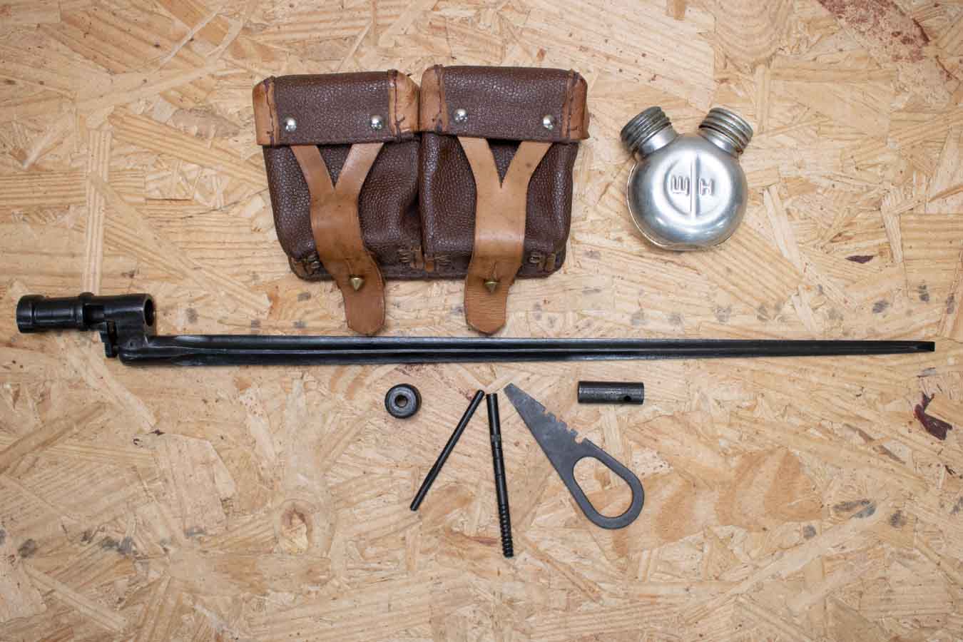 Russia Mosin-Nagant Cleaning Kit with Bayonet