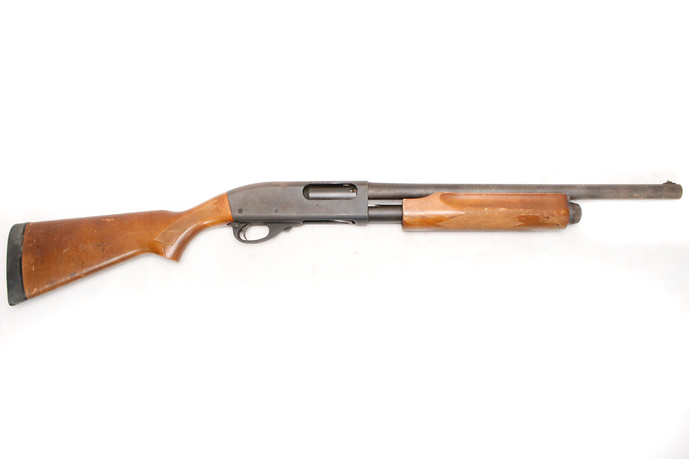 Remington 870 Express Magnum 12 Gauge Police Trade-in Pump-Action Shotgun