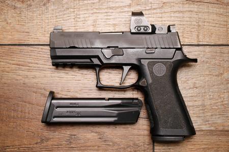 SIG SAUER LE 320 CARRY, 9MM, 3.9, PRO, BLK X RAY 3 SUPP SIGHTS, 3-17RD MAGS W/ROMEO1PRO