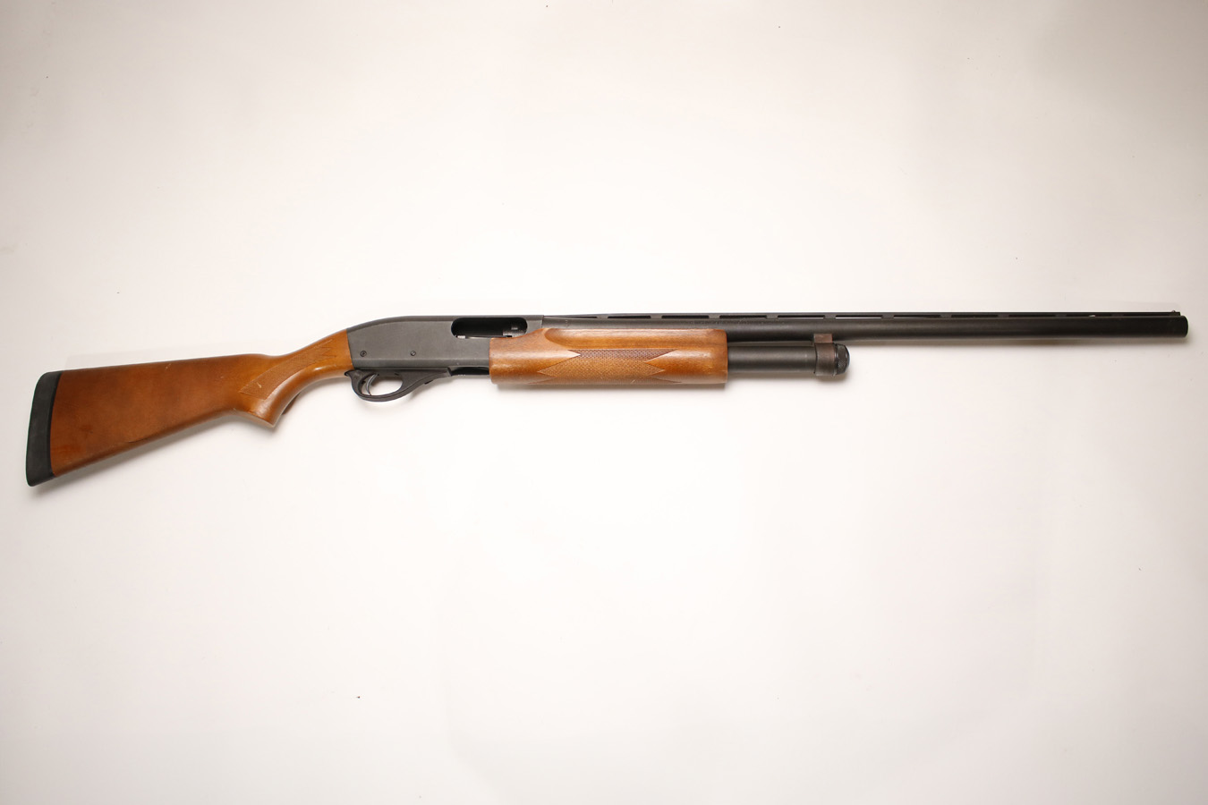 Remington 870 Express Magnum 12 Gauge Police Trade-in Shotgun