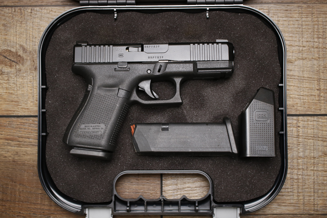 Glock 19 Gen 5 9mm Police Trade-In Pistols with Night Sights and Front Slide Serrations (Good Condition)