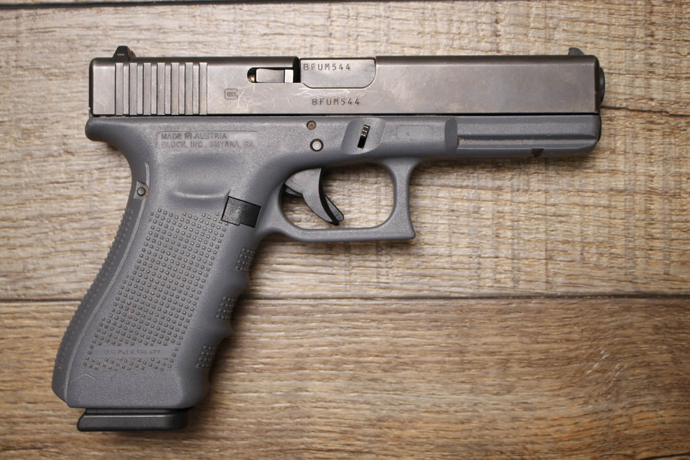 Glock 17 Gen 4 9mm Police Trade-In Pistol with Gray Frame