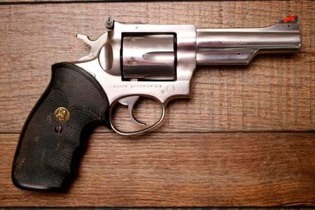 RUGER SECURITY-SIX 357MAGNUM