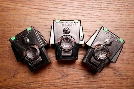 TASER 22190 GREEN USED