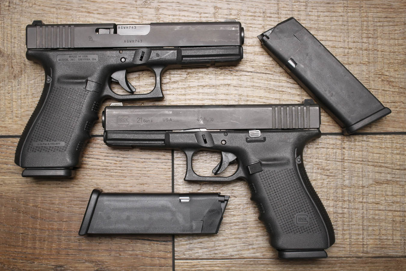 Glock 21 Gen 4 45 ACP U.S. Made Police Trade-In Pistol (Good Condition) with Night Sights