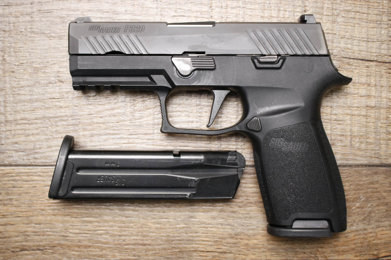 Sig Sauer P320 Carry 9mm Police Trade-In Pistol (Very Good Condition) with Night Sights