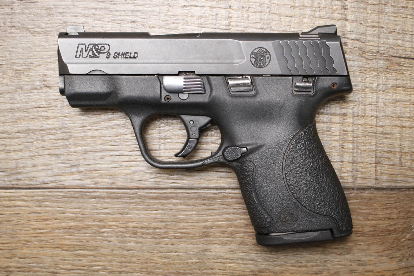 Smith & Wesson M&P9 Shield 1.0 9mm Police Trade-In Pistol