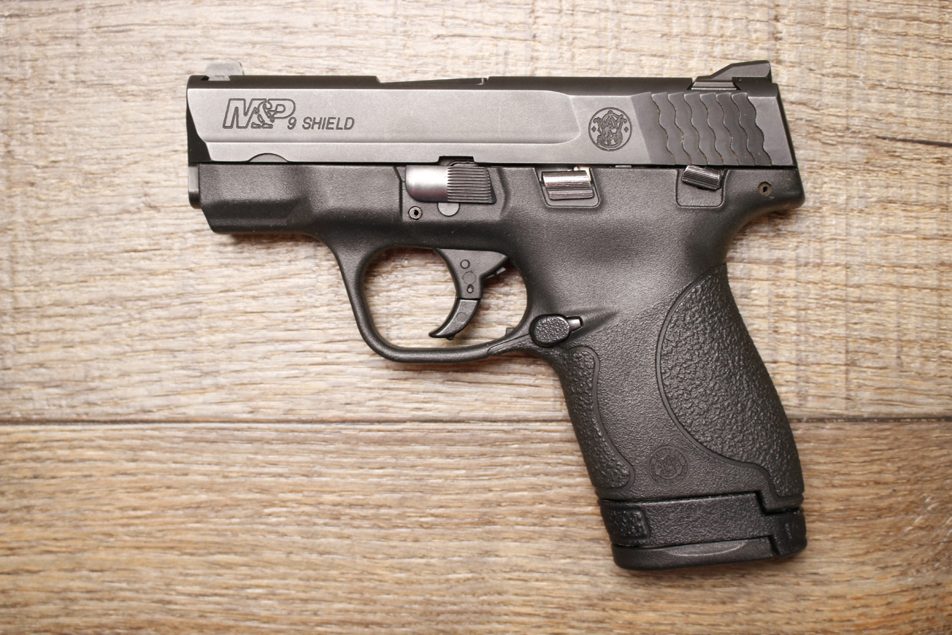 Smith & Wesson M&P9 Shield 9mm Police Trade-In Pistol with Thumb Safety