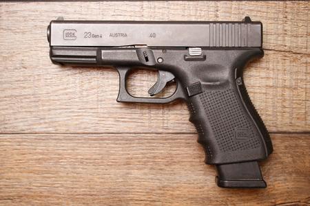 23GEN4 40 SW USED 