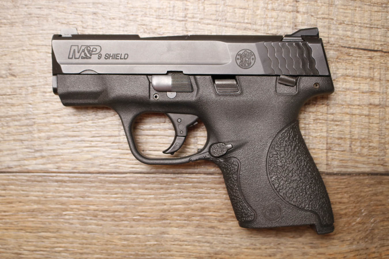 Smith & Wesson M&P9 Shield 9mm Police Trade-In Pistol (No Magazine)