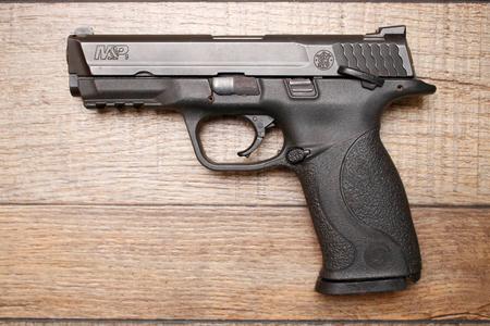 SMITH AND WESSON MP9 9 MM USED