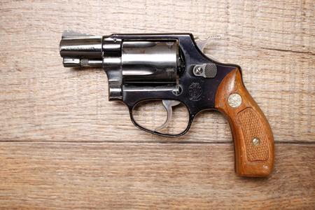 SMITH AND WESSON SMITH AND WESSON 37 AIRWEIGHT 38 SPECIAL USED