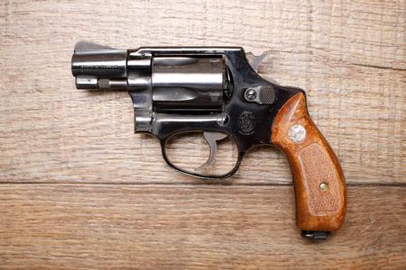SMITH AND WESSON SMITH AND WESSON 37 AIRWEIGHT 38 SPECIAL USED