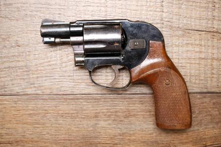 SMITH AND WESSON 38 AIRWEIGHT 38 SPECIAL USED