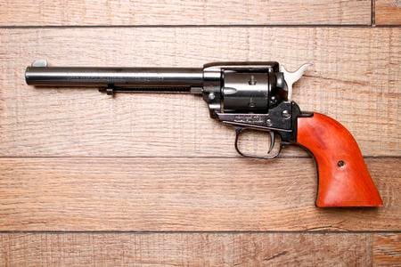 HERITAGE ROUGH RIDER 22 CAL USED