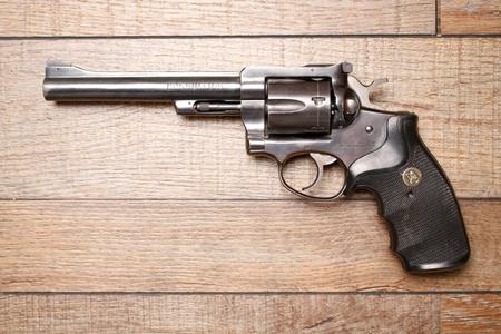 SECUIRTY-SIX 357 MAGNUM USED 
