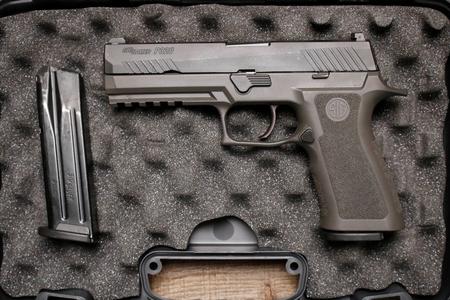 P320 9MM NIGHTS SIGHT POLICE TRADE-IN (VERY GOOD) CONDITION