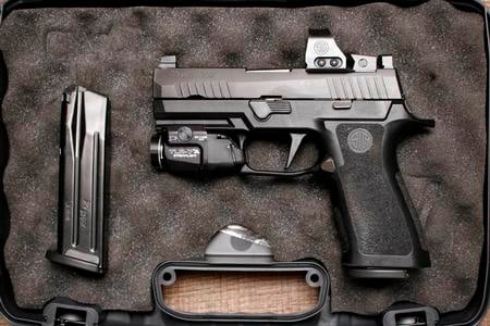 SIG SAUER P320 XCARRY 9MM NIGHT SIGHTS POLICE TRADE-IN (GOOD) CONDITION