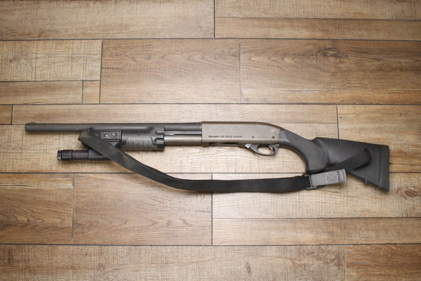 Remington 870 Police Magnum 12GA Police Trade-In Shotgun with Flashlight Forend