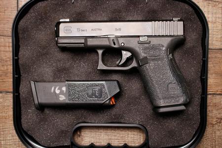 19GEN5 9MM USED 