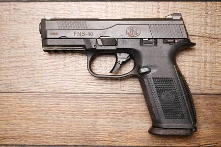 FNH FNS-40 40SW