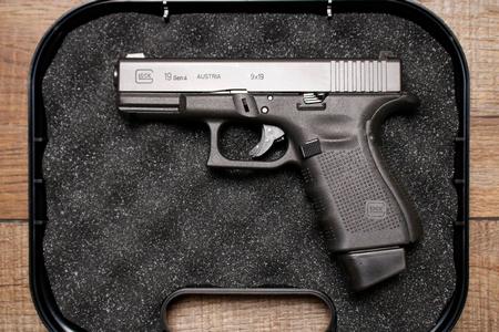 GLOCK 19 GEN4 9MM USED 
