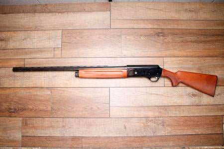 UNIVERSAL UNIVERSAL M2071 12GA