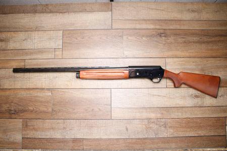 UNIVERSAL M2071 12GA